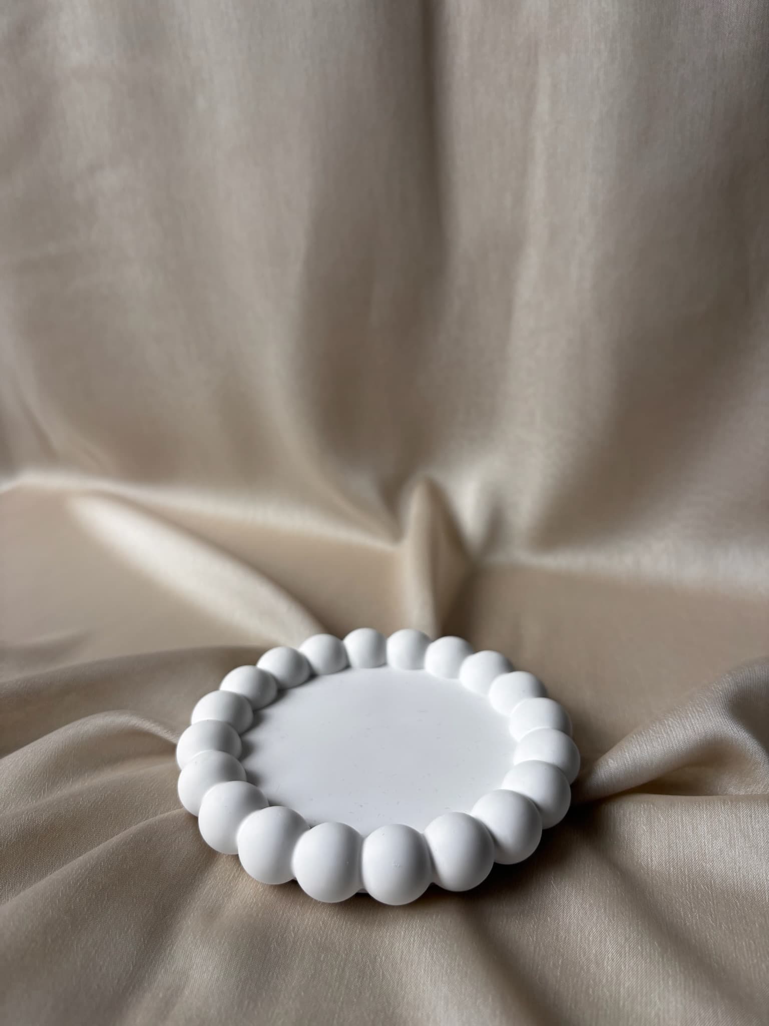 Baloncuk Desenli Yuvarlak Tabak - Küçük